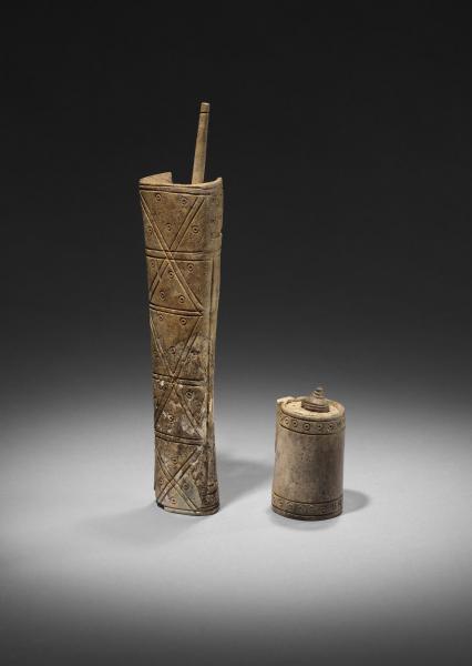 Bone inkpot, stylus and case from the excavations of the Thessaloniki Metro ©EFAPOTH